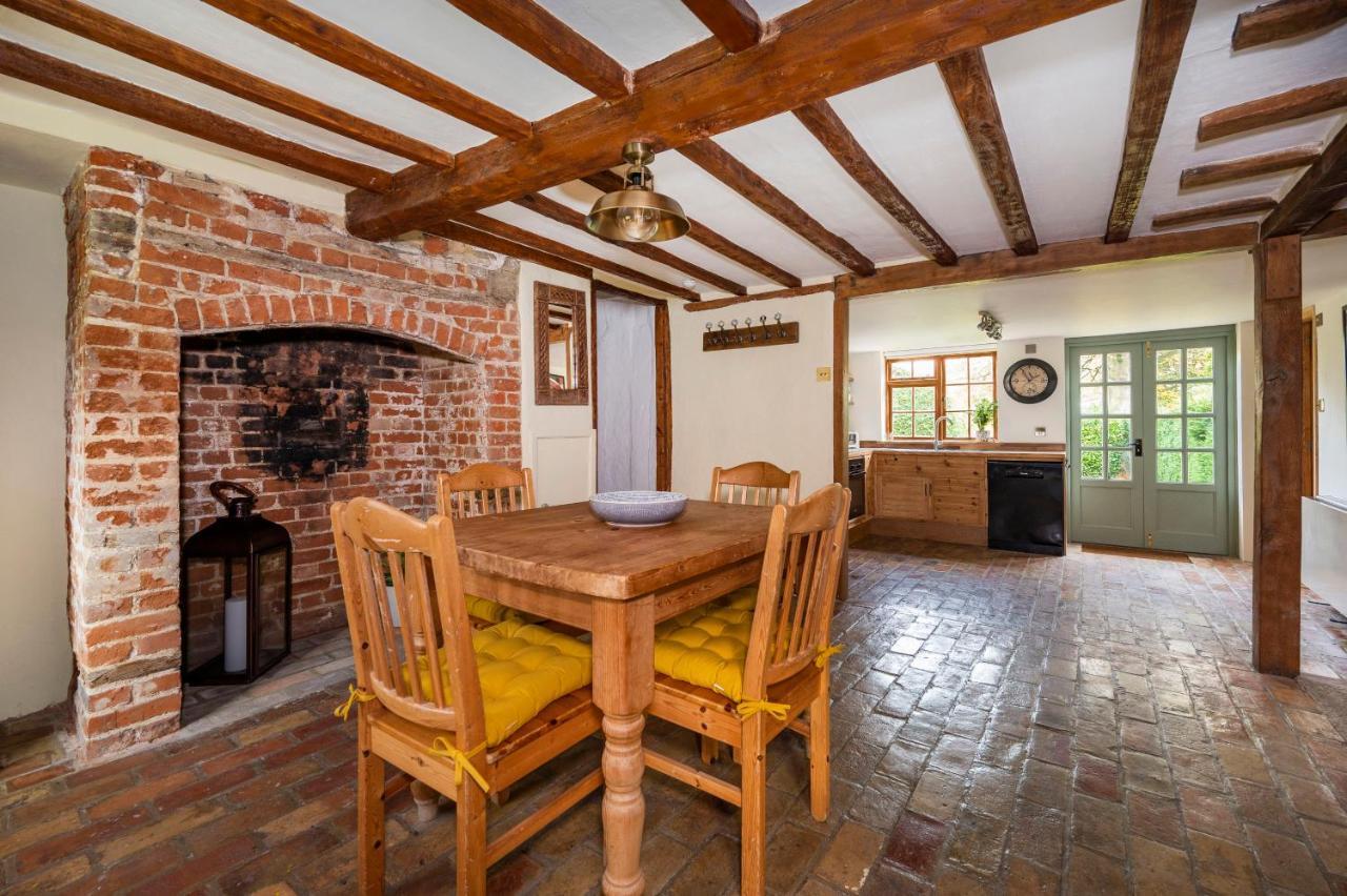 Buttercup Cottage, Hartest Exterior photo