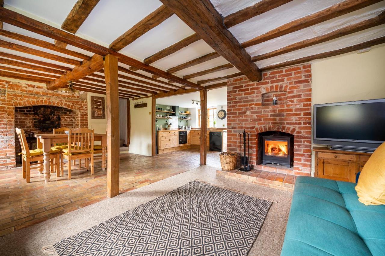 Buttercup Cottage, Hartest Exterior photo